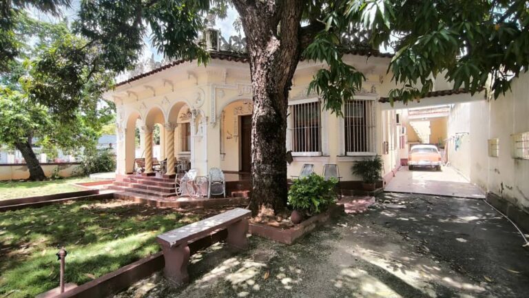 Residencia independiente en Miramar
