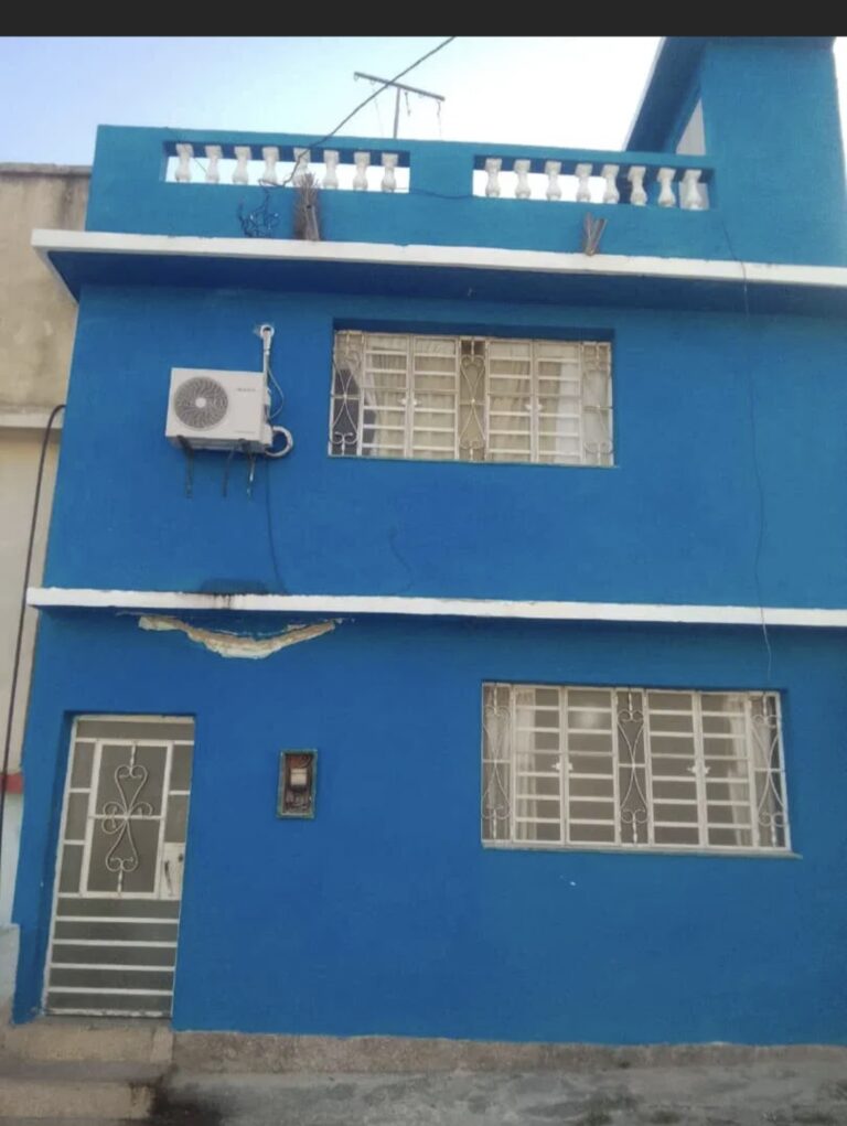 Casa Biplanta en Arroyo Naranjo
