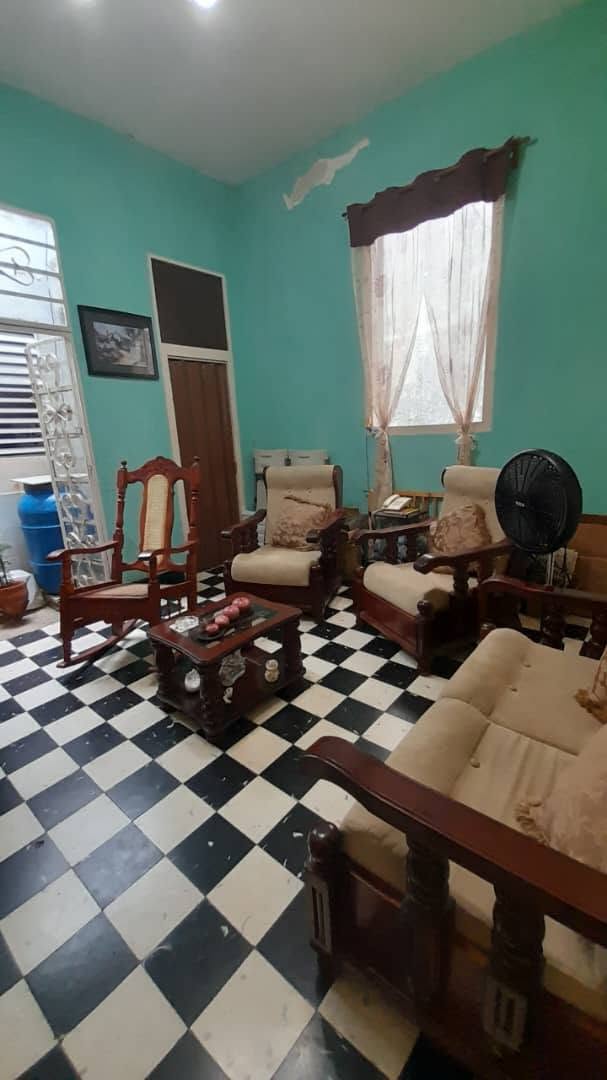 Apartamento con Garaje y Placa Libre, Vedado